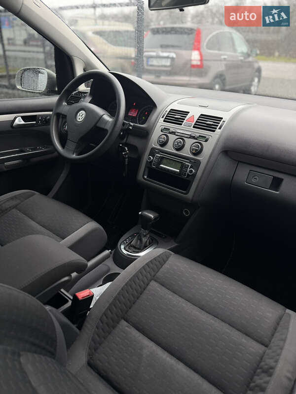Минивэн Volkswagen Touran 2008 в Черновцах фото 9 Минивэн Volkswagen Touran 2008 в Черновцах