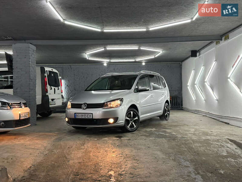 Volkswagen Touran 2011 Volkswagen Touran 2011