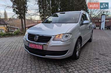 Минивэн Volkswagen Touran 2008 в Ровно