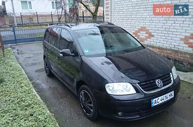 Минивэн Volkswagen Touran 2004 в Луцке