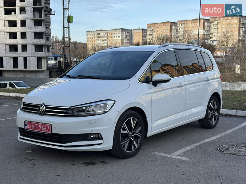 Volkswagen Touran 2021