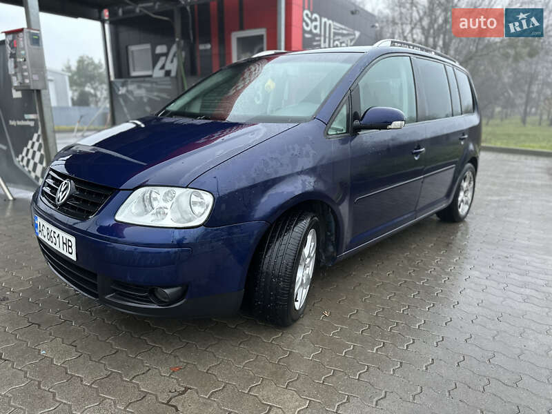 Volkswagen Touran 2005 Volkswagen Touran 2005