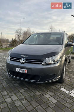 Минивэн Volkswagen Touran 2011 в Луцке