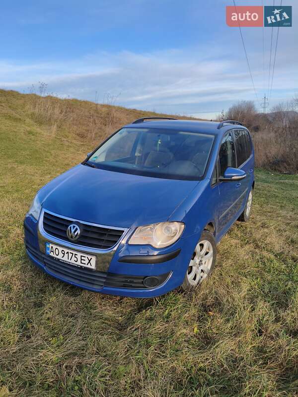 Volkswagen Touran 2009 Volkswagen Touran 2009