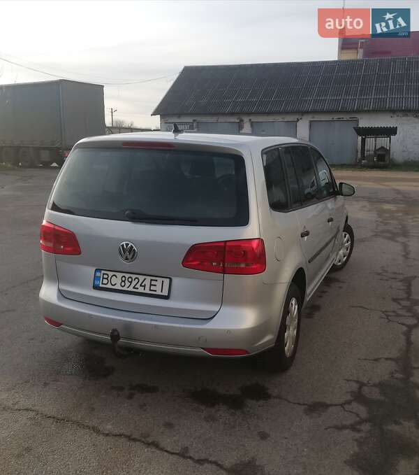 Мінівен Volkswagen Touran 2013 в Львові фото 6 Мінівен Volkswagen Touran 2013 в Львові