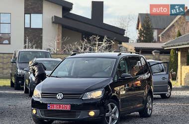 Мінівен Volkswagen Touran 2011 в Луцьку