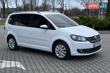 Мінівен Volkswagen Touran 2015 в Житомирі