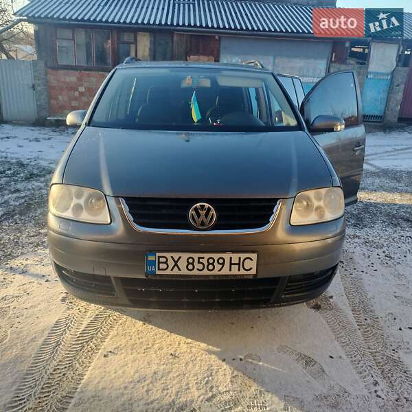 Мінівен Volkswagen Touran 2006 в Шепетівці
