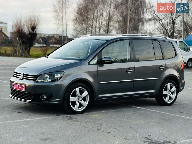Мінівен Volkswagen Touran 2012 в Здолбуніві