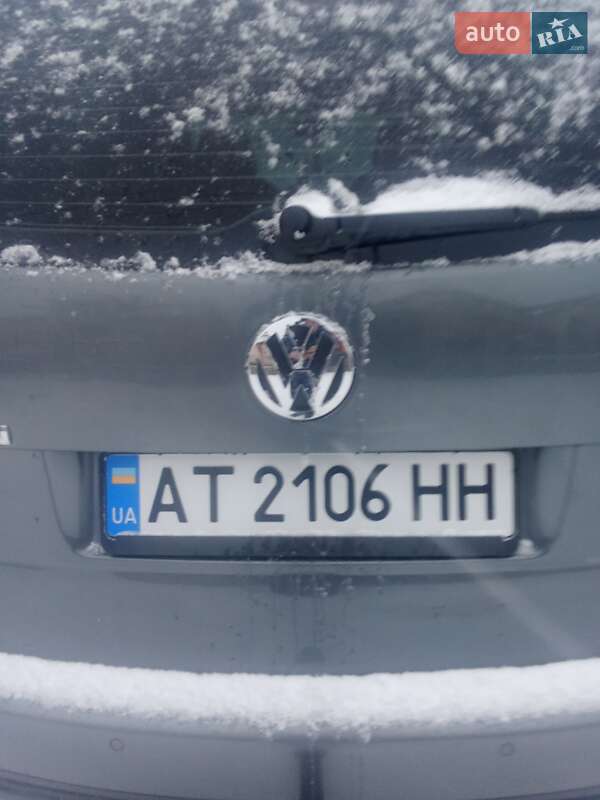 Минивэн Volkswagen Touran 2007 в Надворной фото 15 Минивэн Volkswagen Touran 2007 в Надворной