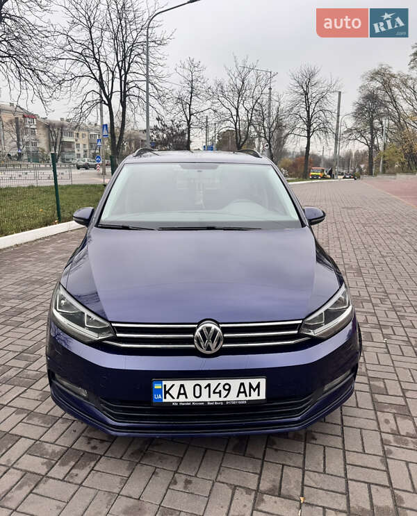 Мінівен Volkswagen Touran 2015 в Києві фото 7 Мінівен Volkswagen Touran 2015 в Києві
