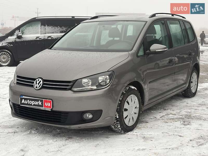Volkswagen Touran 2011