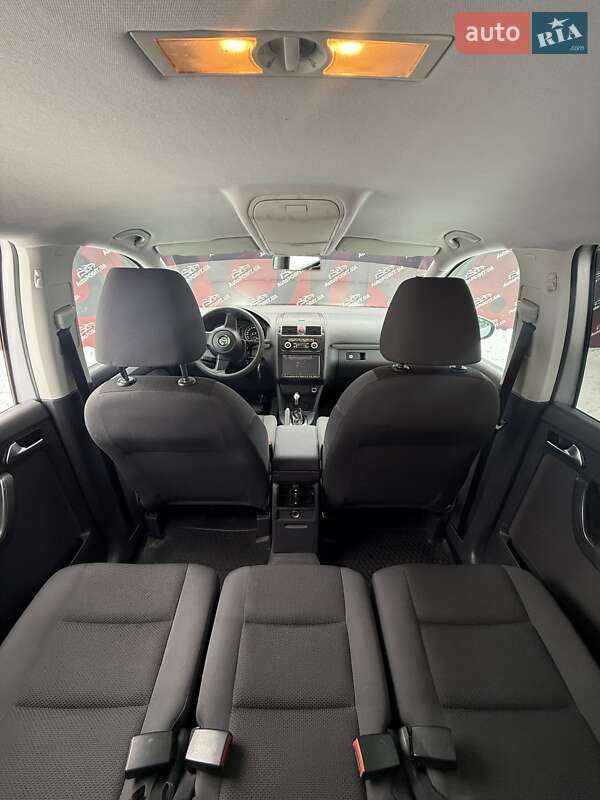 Мінівен Volkswagen Touran 2012 в Сумах