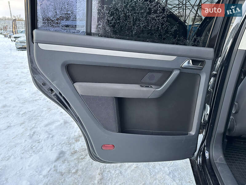 Мінівен Volkswagen Touran 2007 в Харкові фото 17 Мінівен Volkswagen Touran 2007 в Харкові