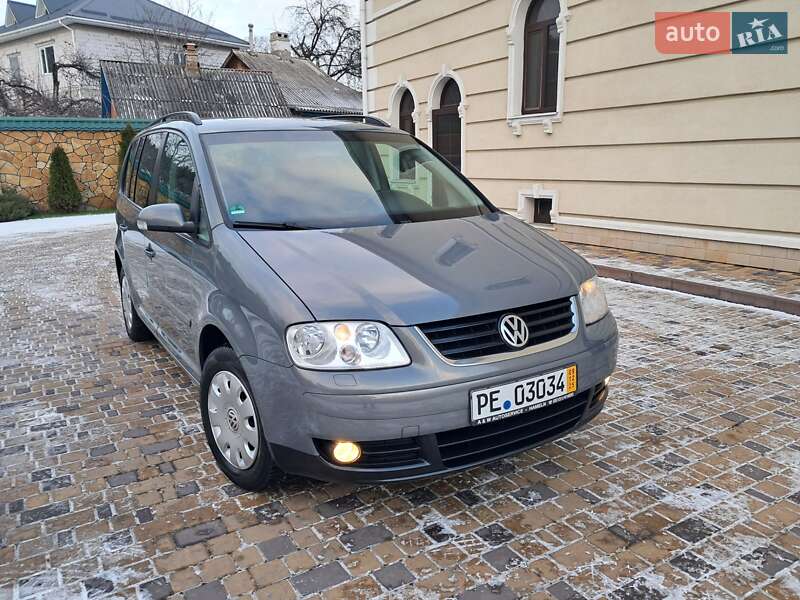 Минивэн Volkswagen Touran 2006 в Могилев-Подольске фото 3 Минивэн Volkswagen Touran 2006 в Могилев-Подольске