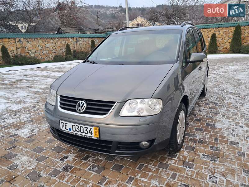 Минивэн Volkswagen Touran 2006 в Могилев-Подольске фото 21 Минивэн Volkswagen Touran 2006 в Могилев-Подольске