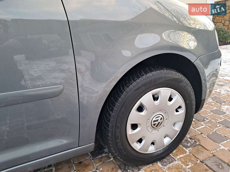 Минивэн Volkswagen Touran 2006 в Могилев-Подольске фото 48 Минивэн Volkswagen Touran 2006 в Могилев-Подольске