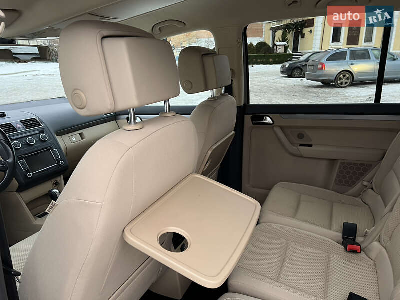 Минивэн Volkswagen Touran 2013 в Луцке фото 33 Минивэн Volkswagen Touran 2013 в Луцке