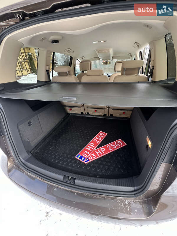 Минивэн Volkswagen Touran 2013 в Луцке фото 70 Минивэн Volkswagen Touran 2013 в Луцке