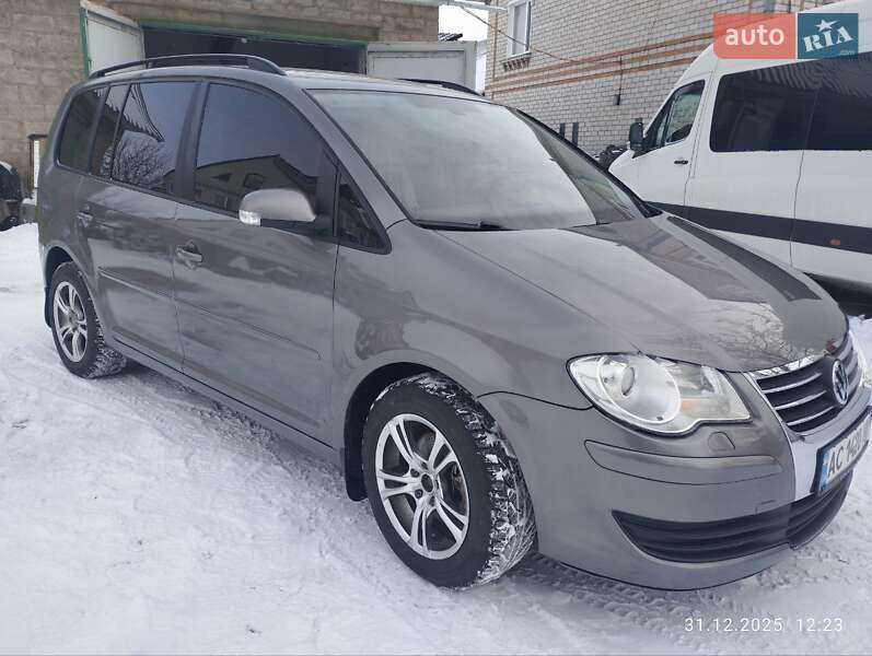 Минивэн Volkswagen Touran 2007 в Малой Виске фото 10 Минивэн Volkswagen Touran 2007 в Малой Виске
