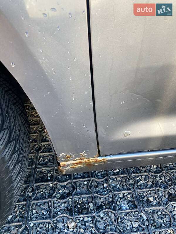 Минивэн Volkswagen Touran 2009 в Николаеве