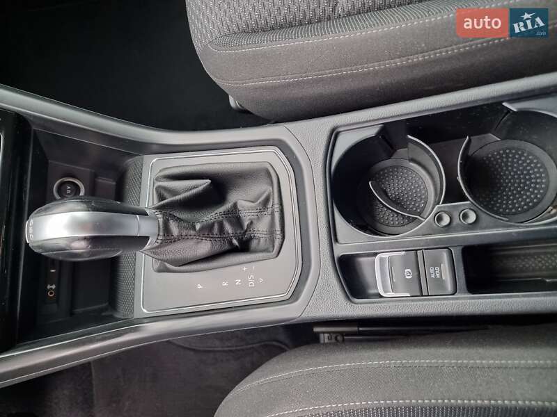 Мікровен Volkswagen Touran 2017 в Ковелі