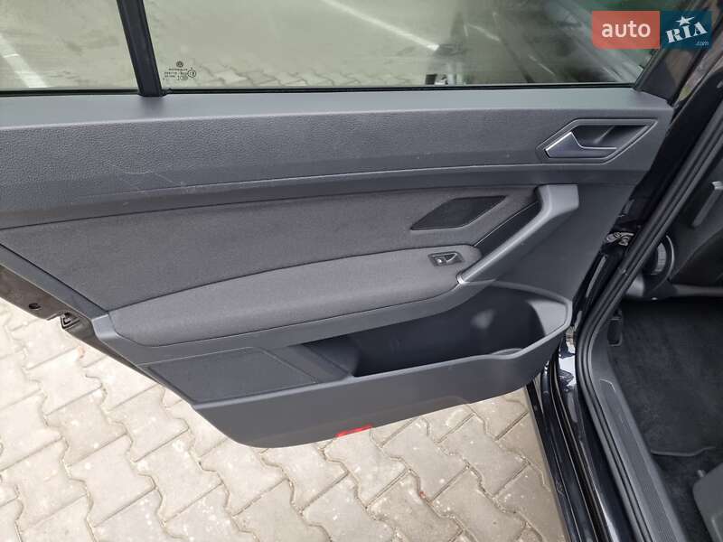 Мікровен Volkswagen Touran 2017 в Ковелі