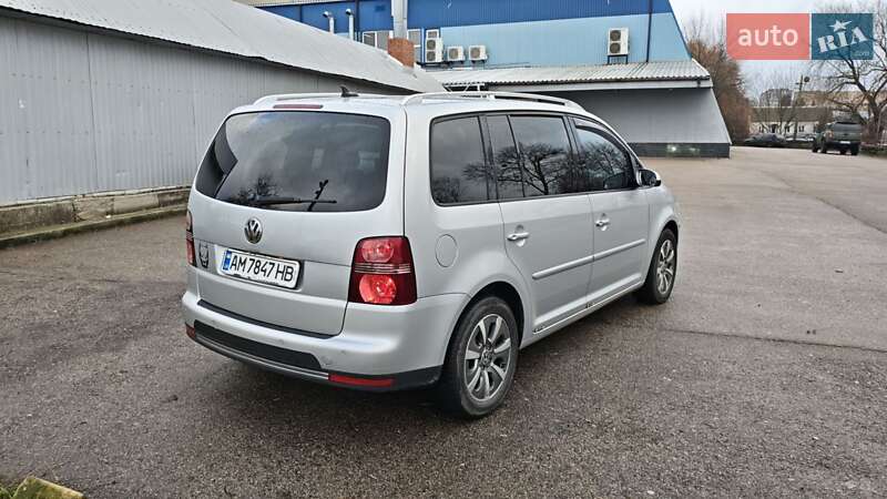 Минивэн Volkswagen Touran 2008 в Бердичеве