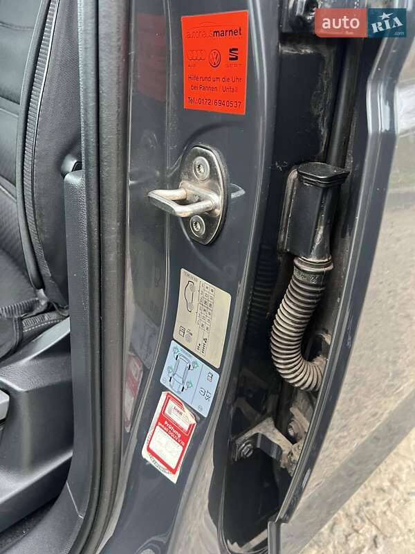 Мікровен Volkswagen Touran 2016 в Кривому Розі фото 12 Мікровен Volkswagen Touran 2016 в Кривому Розі