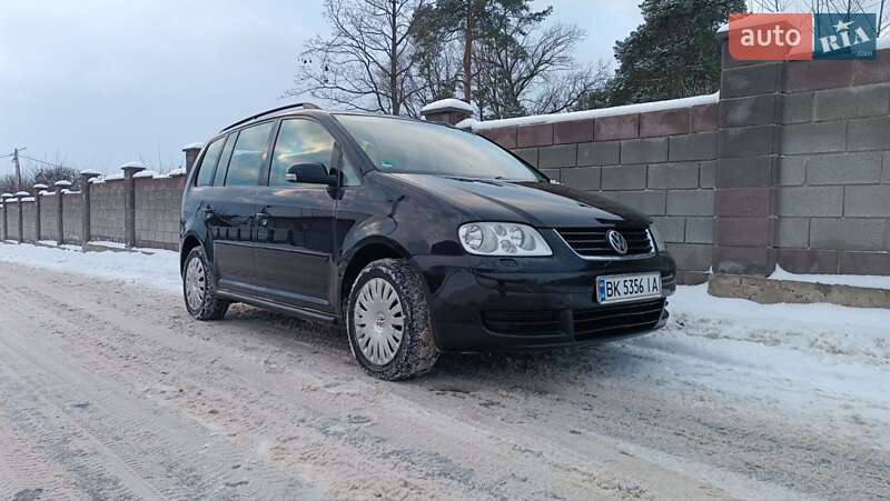 Мінівен Volkswagen Touran 2005 в Сарнах