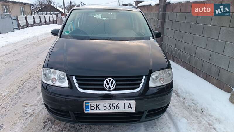 Мінівен Volkswagen Touran 2005 в Сарнах