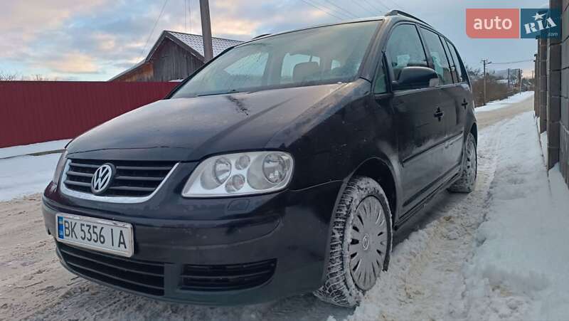 Мінівен Volkswagen Touran 2005 в Сарнах