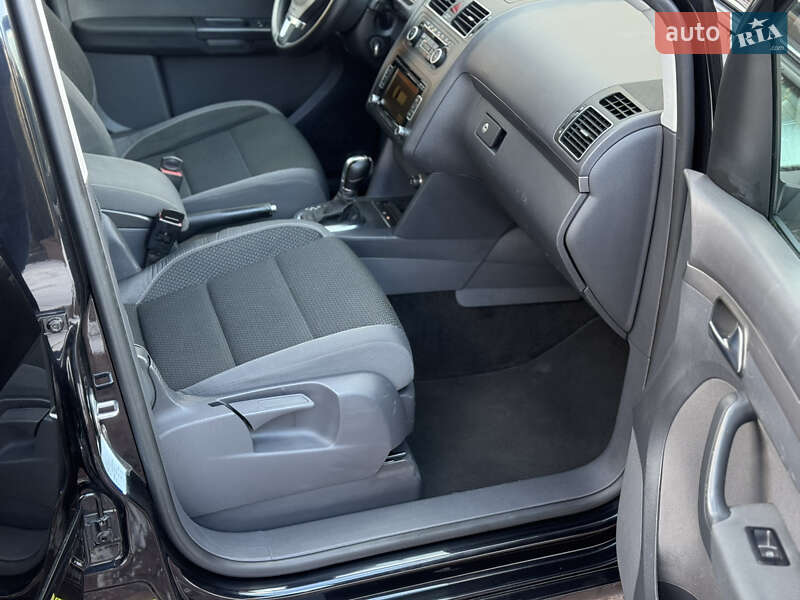 Минивэн Volkswagen Touran 2011 в Стрые фото 83 Минивэн Volkswagen Touran 2011 в Стрые