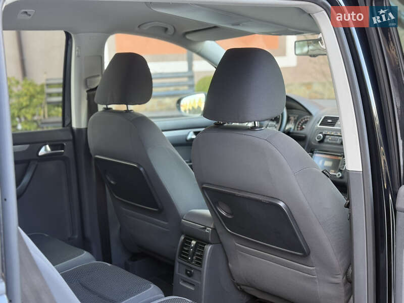 Минивэн Volkswagen Touran 2011 в Стрые фото 89 Минивэн Volkswagen Touran 2011 в Стрые
