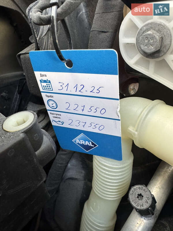 Минивэн Volkswagen Touran 2011 в Мукачево