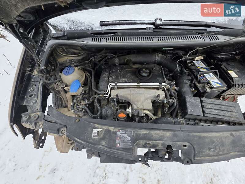 Минивэн Volkswagen Touran 2005 в Бучаче фото 19 Минивэн Volkswagen Touran 2005 в Бучаче