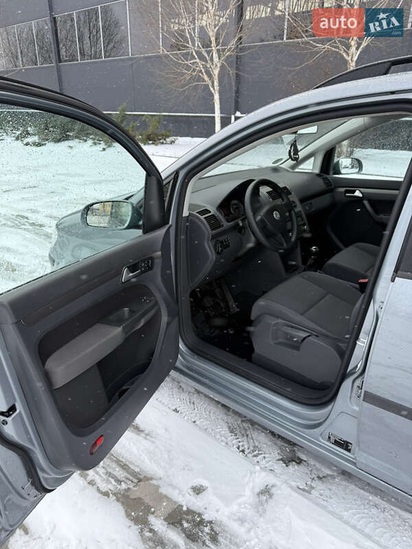 Минивэн Volkswagen Touran 2009 в Белой Церкви