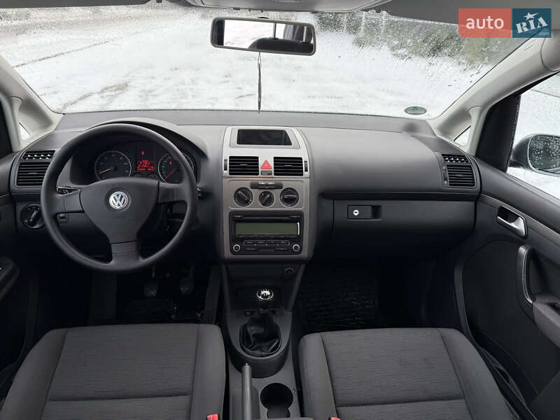 Минивэн Volkswagen Touran 2009 в Белой Церкви