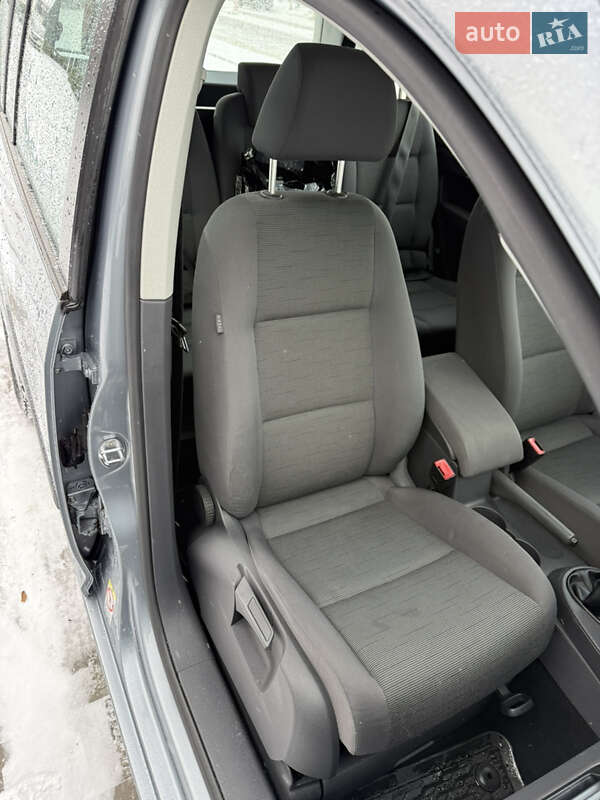 Минивэн Volkswagen Touran 2009 в Белой Церкви