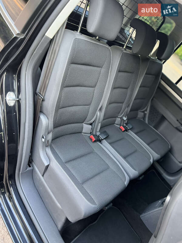 Минивэн Volkswagen Touran 2011 в Бердичеве фото 34 Минивэн Volkswagen Touran 2011 в Бердичеве