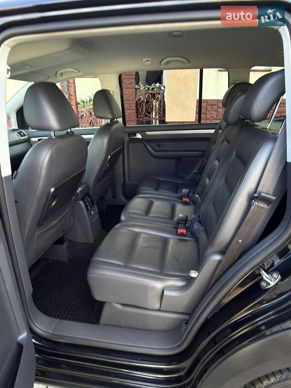 Минивэн Volkswagen Touran 2011 в Самборе фото 43 Минивэн Volkswagen Touran 2011 в Самборе