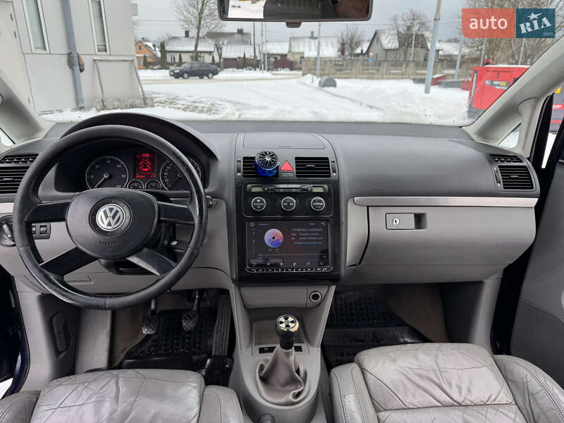 Мінівен Volkswagen Touran 2004 в Костопілі фото 26 Мінівен Volkswagen Touran 2004 в Костопілі