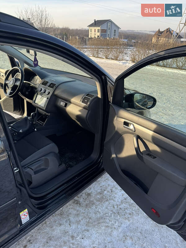 Минивэн Volkswagen Touran 2012 в Хмельницком фото 16 Минивэн Volkswagen Touran 2012 в Хмельницком
