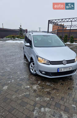 Мінівен Volkswagen Touran 2012 в Новоукраїнці