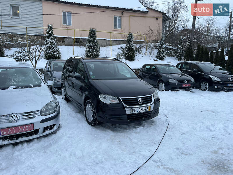Минивэн Volkswagen Touran 2007 в Звягеле фото 4 Минивэн Volkswagen Touran 2007 в Звягеле