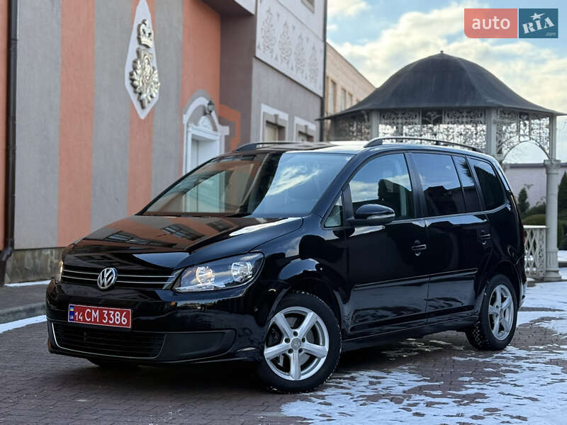 Volkswagen Touran 2011