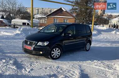 Минивэн Volkswagen Touran 2009 в Коростене