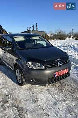 Минивэн Volkswagen Touran 2011 в Луцке