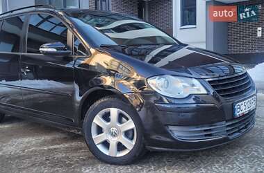 Минивэн Volkswagen Touran 2009 в Львове