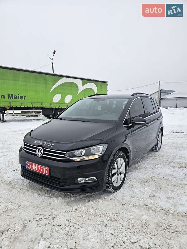 Volkswagen Touran 2016